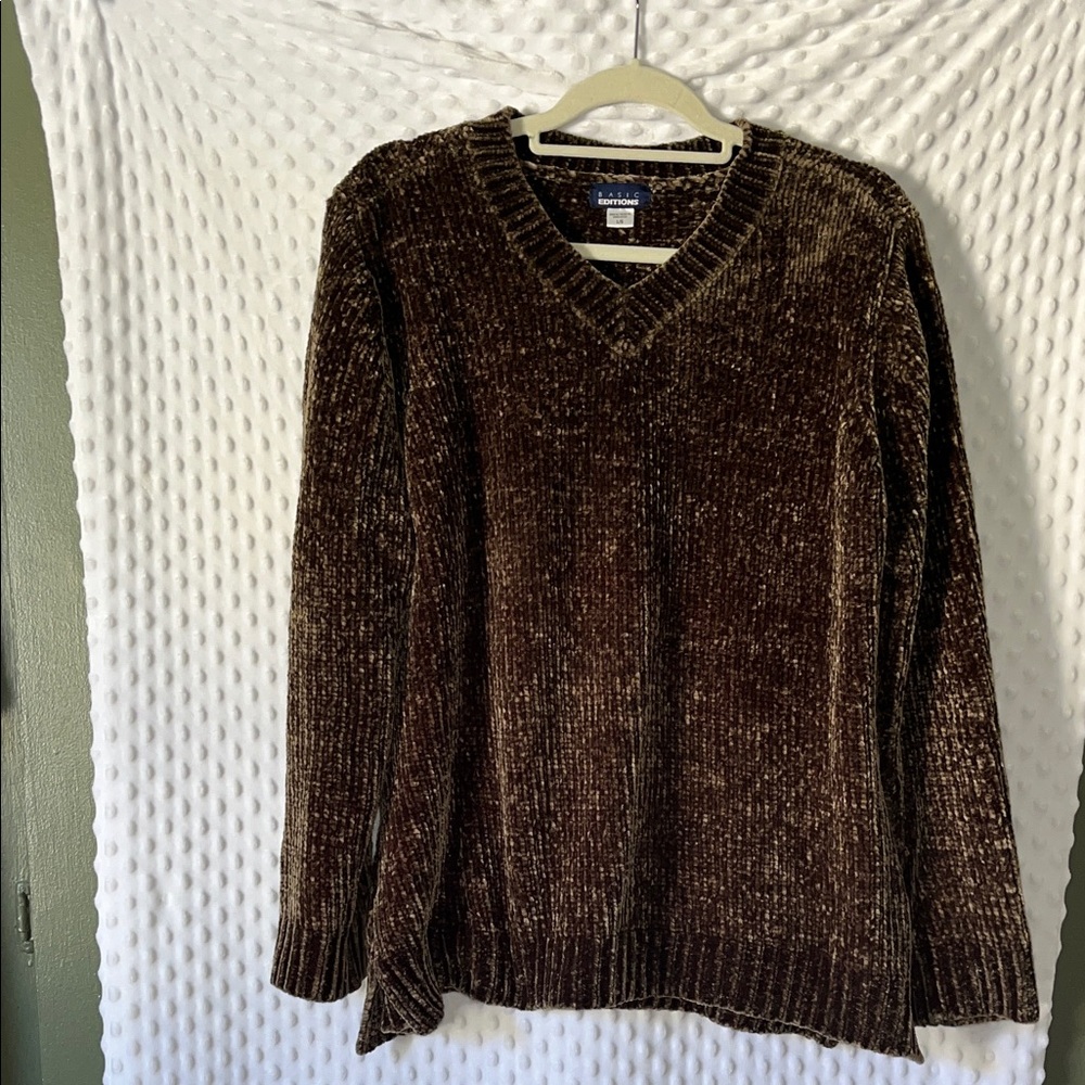 Basic Editions Olive V-Neck Sweater